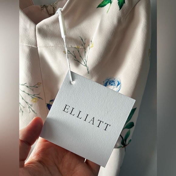 NWT ELLIAT Revolve Archibald Dress in Floral Size L - Picture 10 of 12